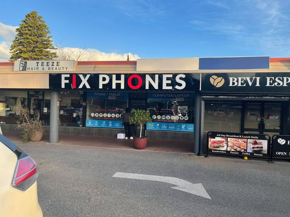 phone repair shop in ascot park